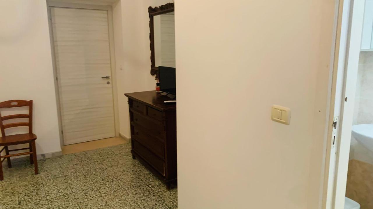 Colombo Apartment E Room Вьесте Экстерьер фото