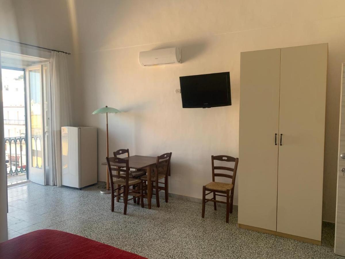 Colombo Apartment E Room Вьесте Экстерьер фото